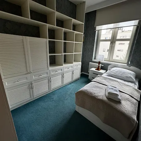 Faltom 7 Centrum Abrahama Apartment *
