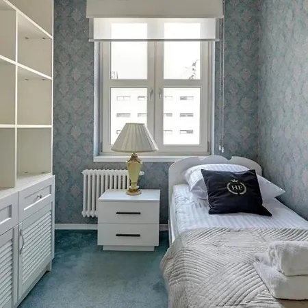 Faltom 7 Centrum Abrahama Parking Apartment